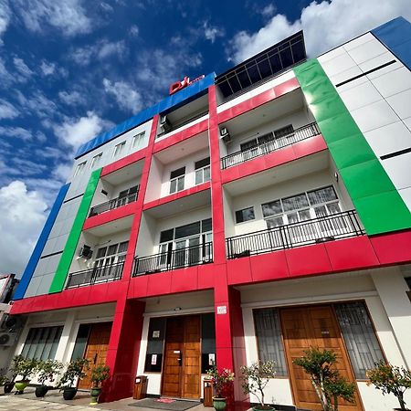Dj Hotel Raha Экстерьер фото
